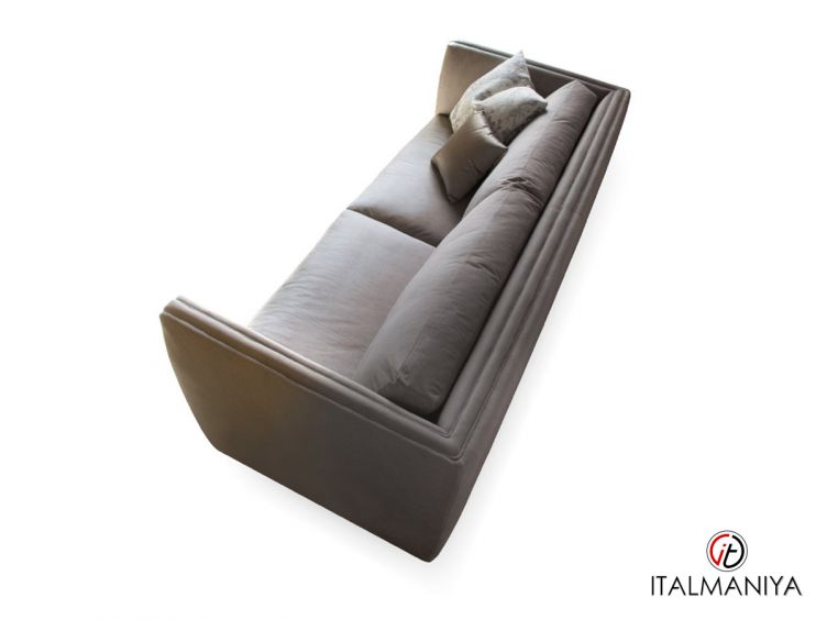 Фото 1 - Итальянский диван Morris фабрики Altavilla из массива в кожаной обивке серого цвета с высокими подлокотниками - вид сверху