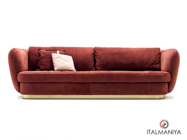 Фото 1 - Диван Leo Large фабрики Ulivi (производство Италия) из массива дерева в обивке из кожи красного цвета в современном стиле