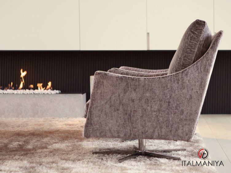 Фото 1 - Кресло Boss фабрики Flexform из металла в обивке из кожи в современном стиле