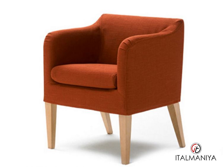 Фото 1 - Кресло Willy фабрики Biba Salotti из массива дерева в обивке из ткани в современном стиле