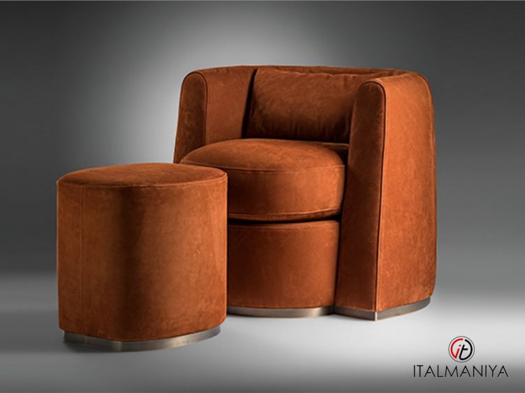 Фото 1 - Кресло Silvana низкое фабрики Annibale Colombo из металла в обивке из ткани в современном стиле
