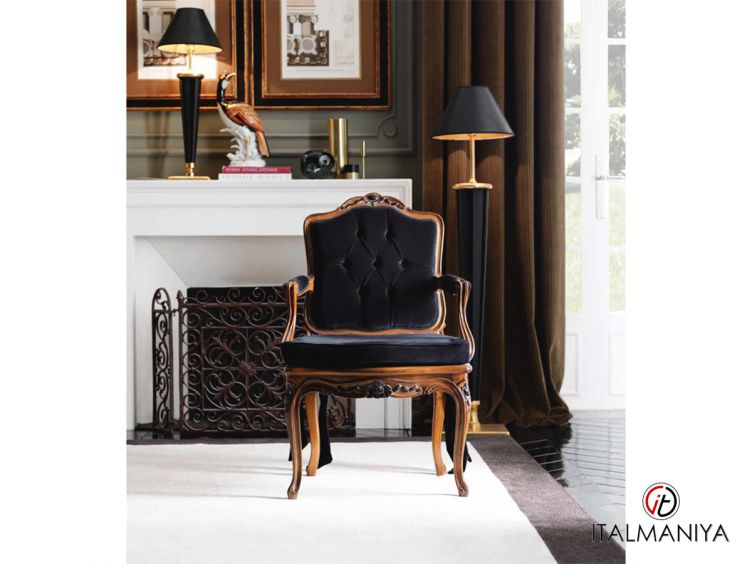 Фото 1 - Кресло 2278 фабрики Vittorio Grifoni из массива дерева в обивке из ткани в классическом стиле