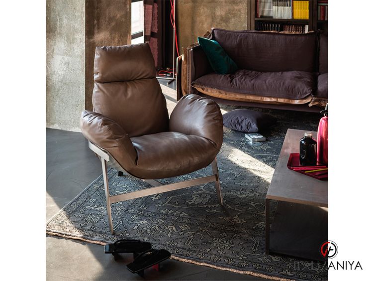 Фото 1 - Кресло Jupiter Lite фабрики Arketipo из металла в обивке из кожи в современном стиле