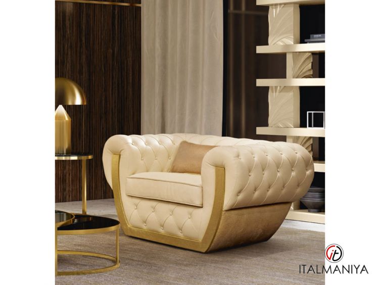 Фото 1 - Кресло Costantino фабрики Bm Style из массива дерева в обивке из кожи в стиле арт-деко