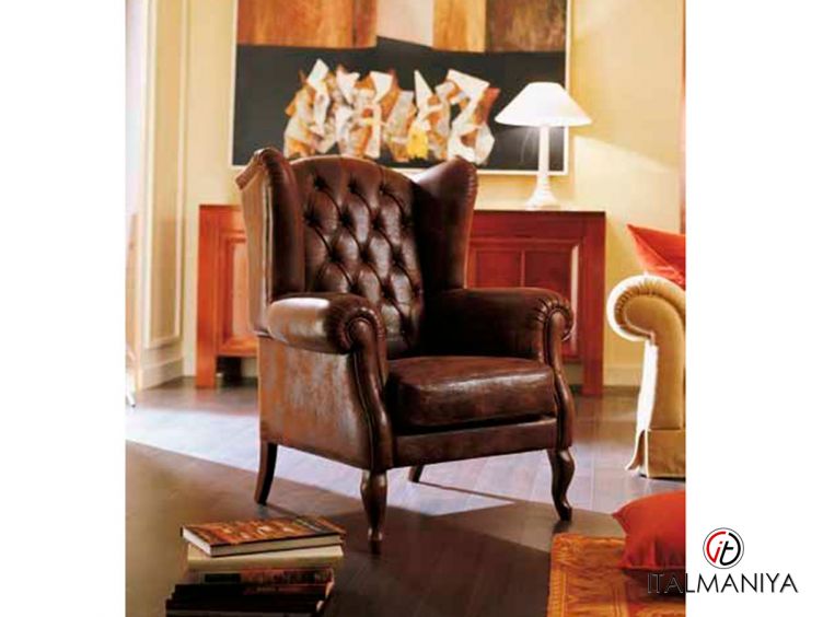 Фото 1 - Кресло Gray фабрики Bedding из массива дерева в обивке из кожи в классическом стиле