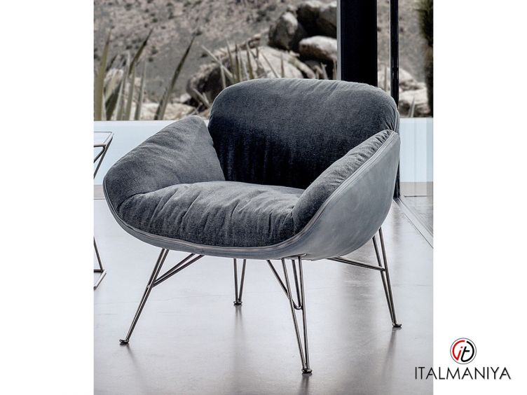 Фото 1 - Кресло Juno фабрики Arketipo из металла в обивке из ткани в современном стиле