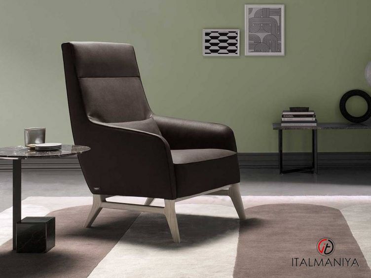 Фото 1 - Кресло Ascot фабрики Bodema (производство Италия) из массива дерева в обивке из кожи в современном стиле
