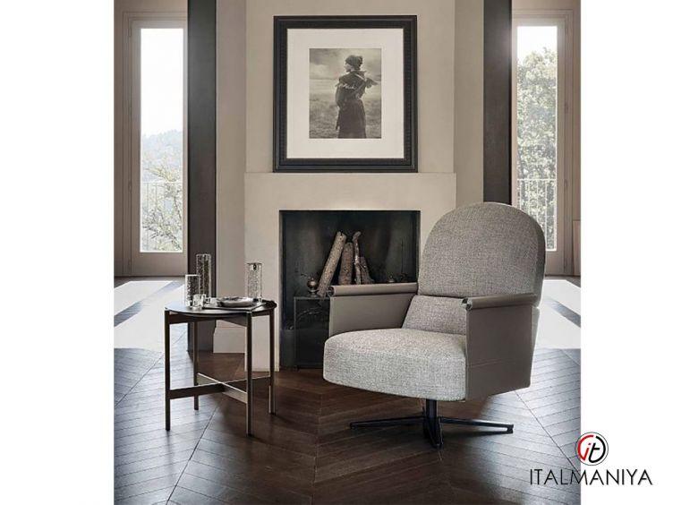 Фото 1 - Кресло Beyl фабрики Ditre Italia из металла в обивке из ткани в современном стиле