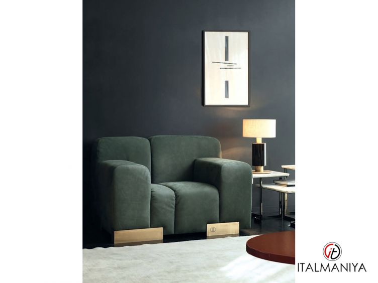 Фото 1 - Кресло Daytona Leo фабрики Signorini & Coco из массива дерева в современном стиле
