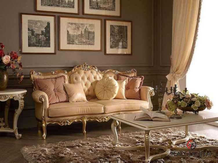 Фото 1 - Мягкая мебель Royal фабрики A&M Ghezzani из массива дерева в классическом стиле