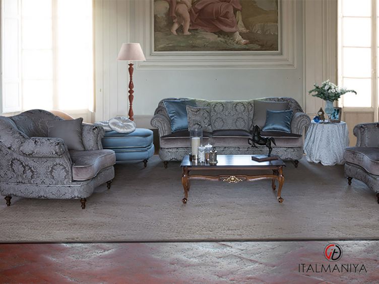 Фото 1 - Мягкая мебель Livorno фабрики Altavilla из массива дерева в классическом стиле