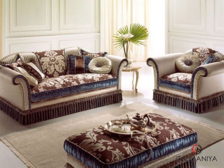 Фото 1 - Мягкая мебель Jewel фабрики Bedding из массива дерева в классическом стиле