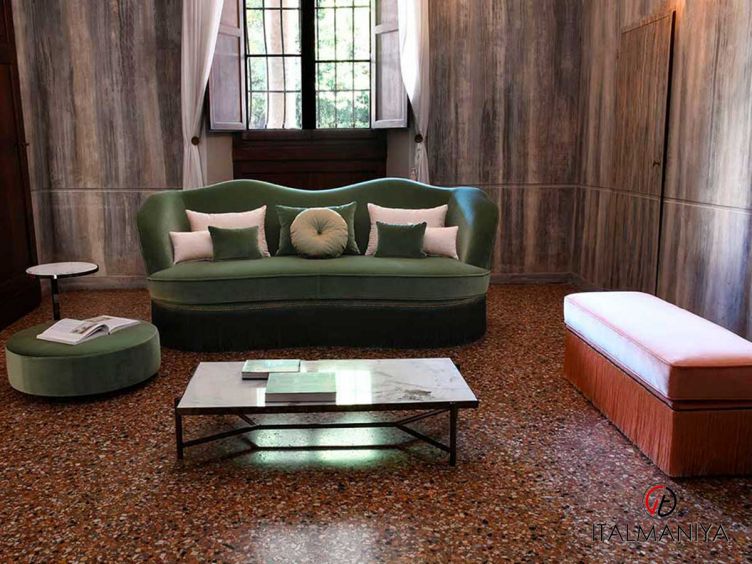 Фото 1 - Мягкая мебель Dione фабрики Domingo из массива дерева в современном стиле