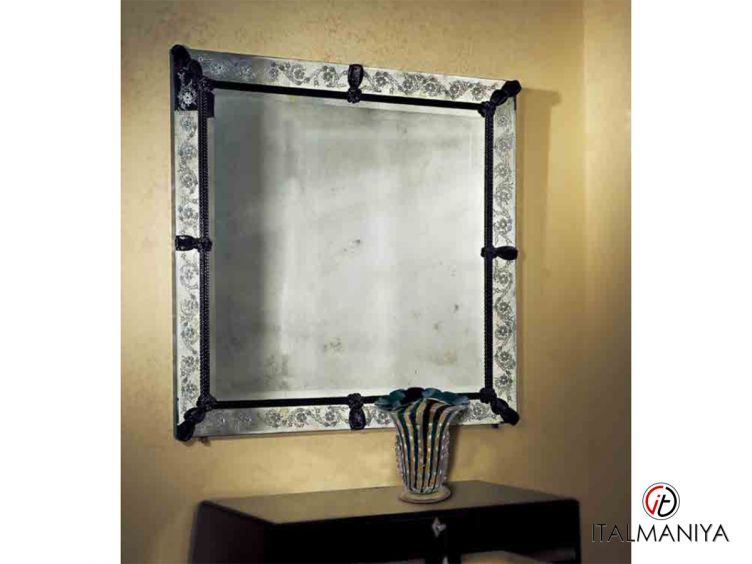 Фото 1 - Зеркало 831 S фабрики Arte di Murano из металла в классическом стиле