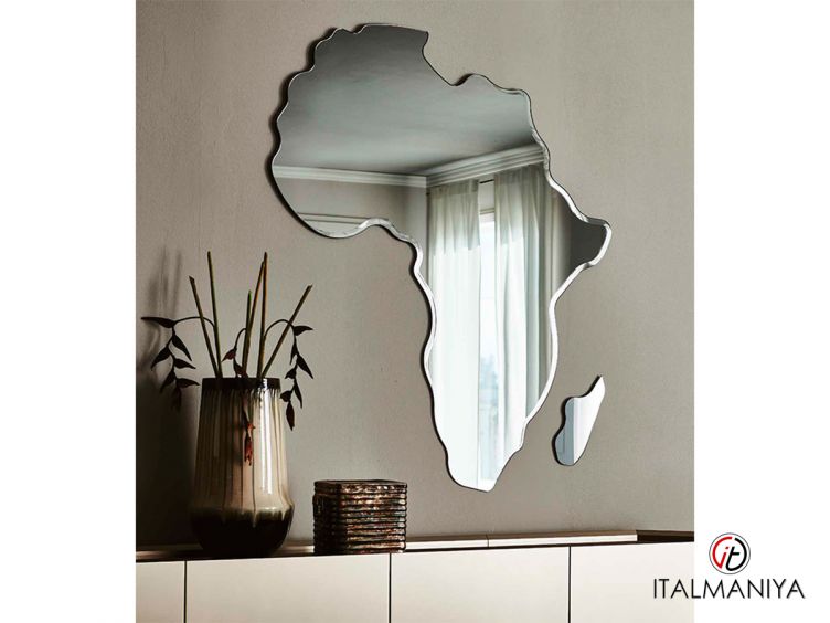 Фото 1 - Зеркало Africa фабрики Cattelan Italia из стекла в современном стиле