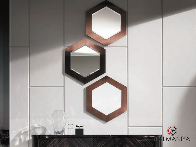 Фото 1 - Зеркало Envy Hexagon фабрики DV Home из стекла в современном стиле