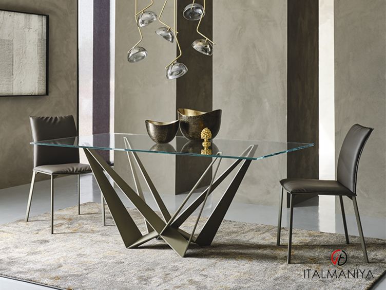 Фото 1 - Стол обеденный Skorpio фабрики Cattelan Italia из металла в современном стиле