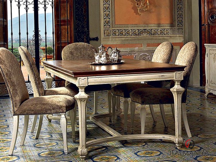 Фото 1 - Стол обеденный Villa castelletti Florence фабрики Roberto Giovannini из массива дерева в классическом стиле
