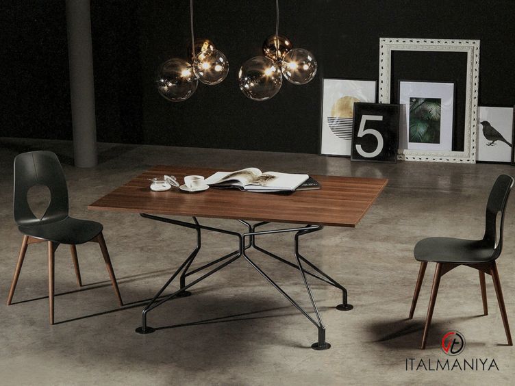 Фото 1 - Стол обеденный Kali фабрики Tonin Casa из металла в стиле лофт