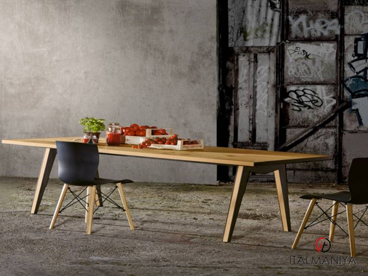 Фото 1 - Стол обеденный Skin фабрики Colico (производство Италия) из массива дерева в современном стиле