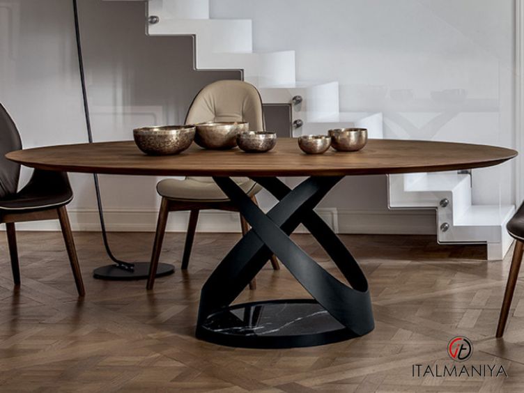 Фото 1 - Стол обеденный Capri TC.DT.MO.83 фабрики Tonin Casa (производство Италия) из металла в современном стиле