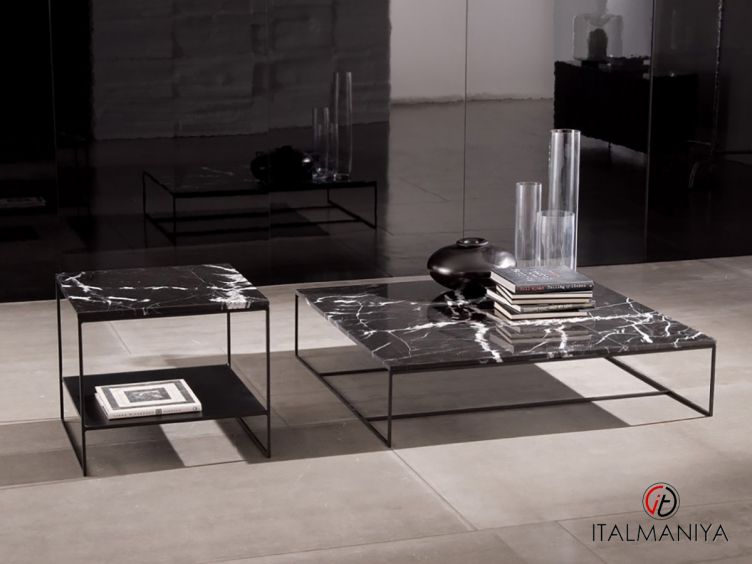 Фото 1 - Журнальный столик Calder фабрики Minotti из металла в современном стиле