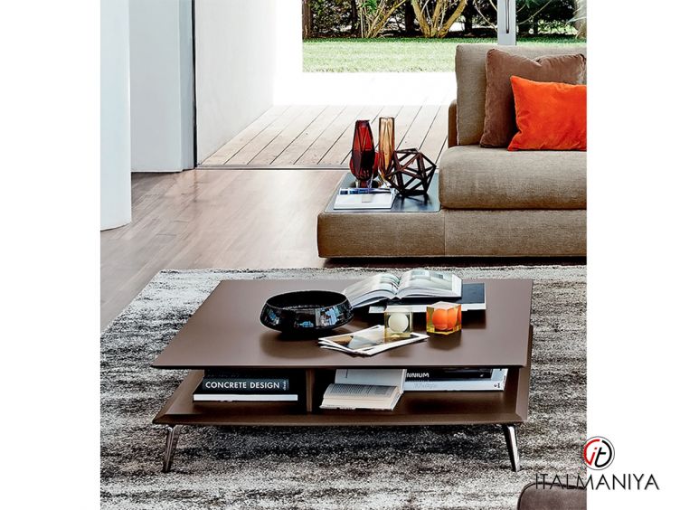 Фото 1 - Журнальный столик Alan фабрики Ditre Italia из массива дерева в современном стиле