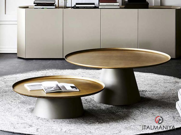 Фото 1 - Журнальный столик Amerigo фабрики Cattelan Italia из металла в современном стиле