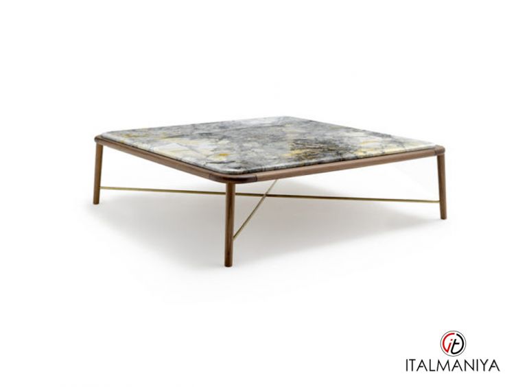Фото 1 - Журнальный столик Seline квадратный фабрики Ulivi (производство Италия) из массива дерева в современном стиле