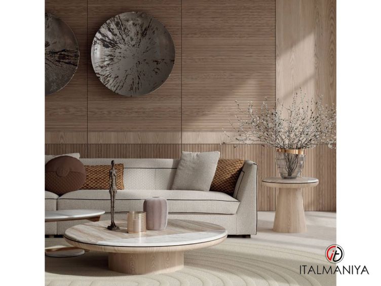 Фото 1 - Журнальный столик Adami фабрики Vittoria Frigerio (производство Италия) из массива дерева в современном стиле