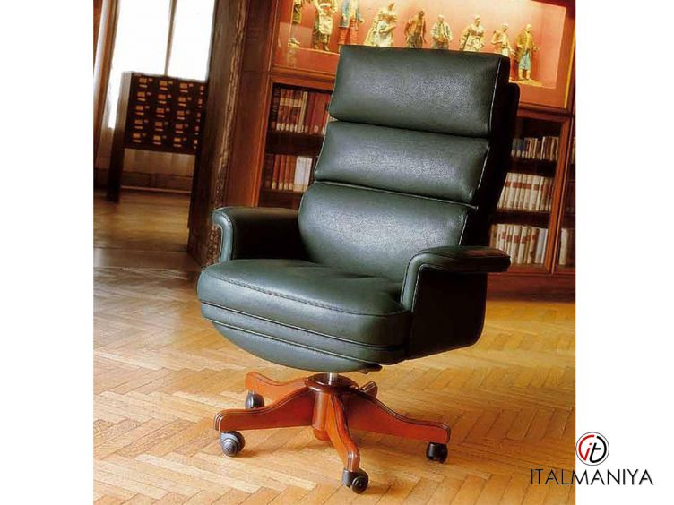 Фото 1 - Кресло для кабинета Congress 127 руководителя фабрики Mascheroni из металла в обивке из кожи в современном стиле