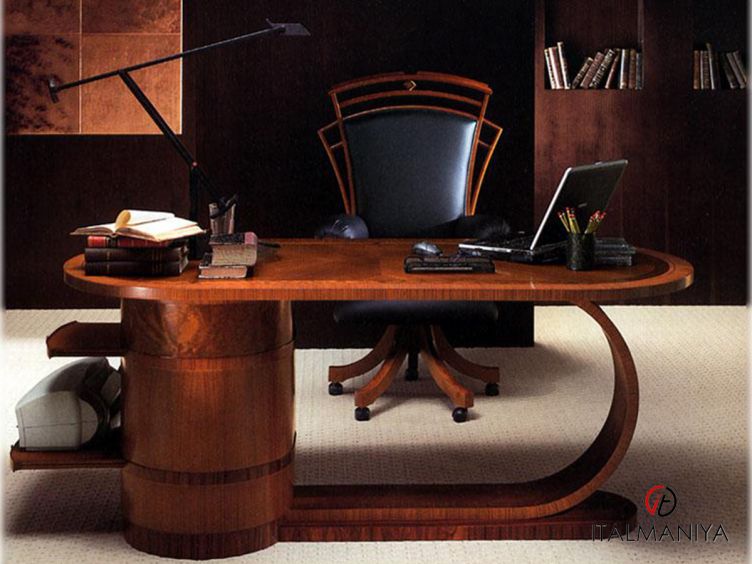Фото 1 - Стол письменный Zebrano фабрики Carpanelli из массива дерева в классическом стиле