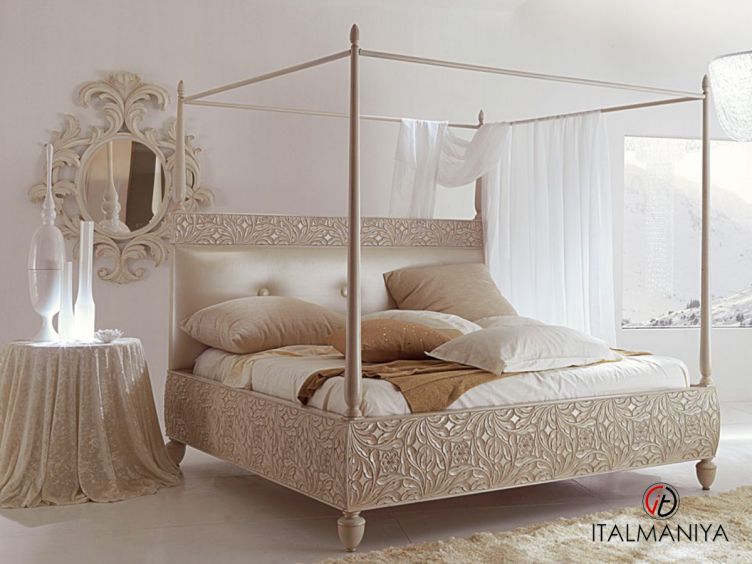 Фото 1 - Кровать Rebecca фабрики Bizzotto из массива дерева в классическом стиле