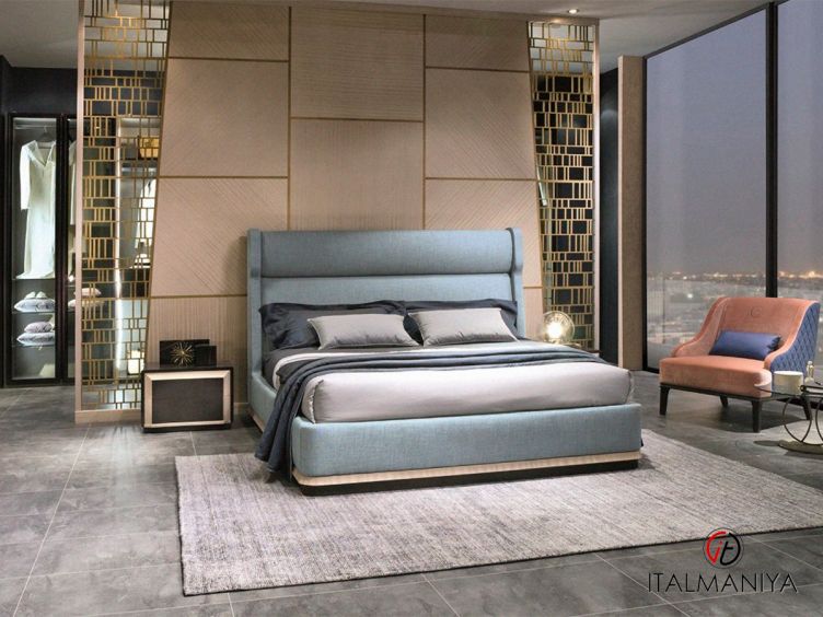 Фото 1 - Кровать Galileo фабрики Carpanelli из массива дерева в обивке из ткани в стиле арт-деко
