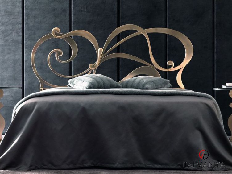 Фото 1 - Кровать Fred фабрики Corte Zari из металла в стиле арт-деко