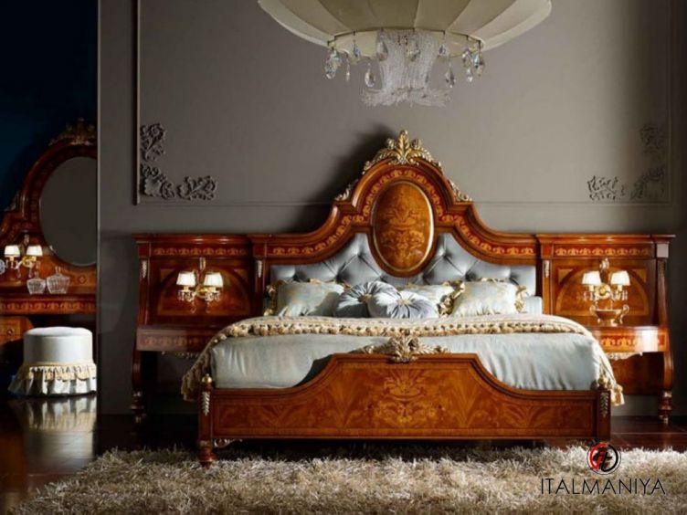 Фото 1 - Спальня Maggiolini фабрики Agostini (производство Италия) в классическом стиле из массива дерева