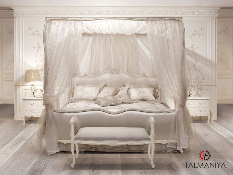 Фото 1 - Спальня CRETA фабрики Angelo Cappellini (производство Италия) в классическом стиле из массива дерева