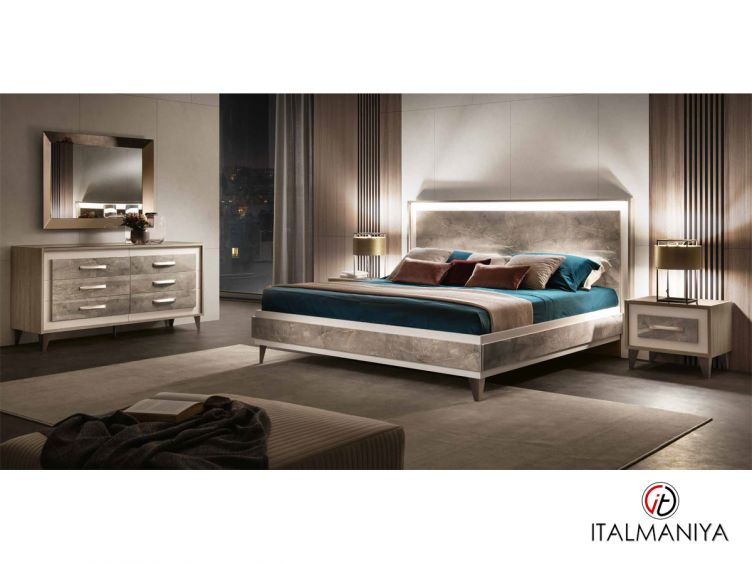 Фото 1 - Спальня Adora Ambra фабрики Arredoclassic (производство Италия) из МДФ в современном стиле