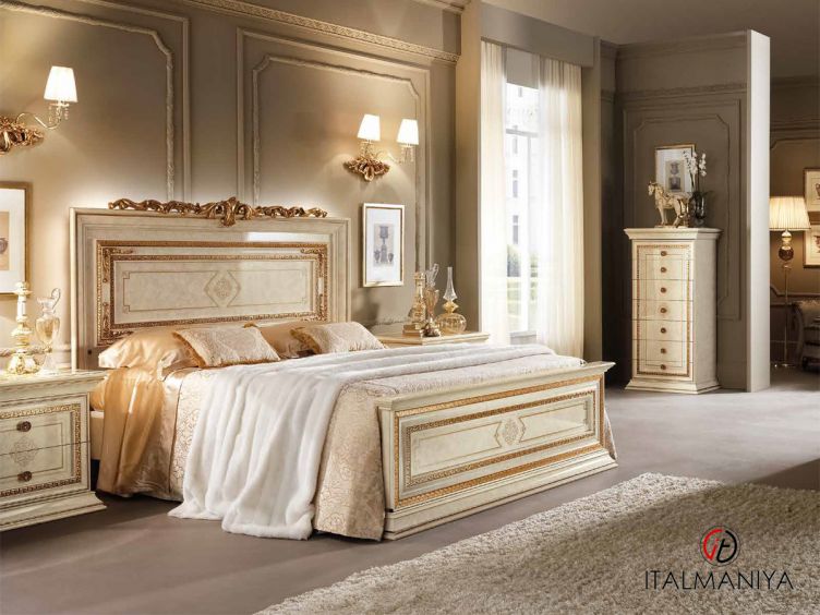 Фото 1 - Спальня Leonardo фабрики Arredoclassic (производство Италия) из массива дерева в классическом стиле