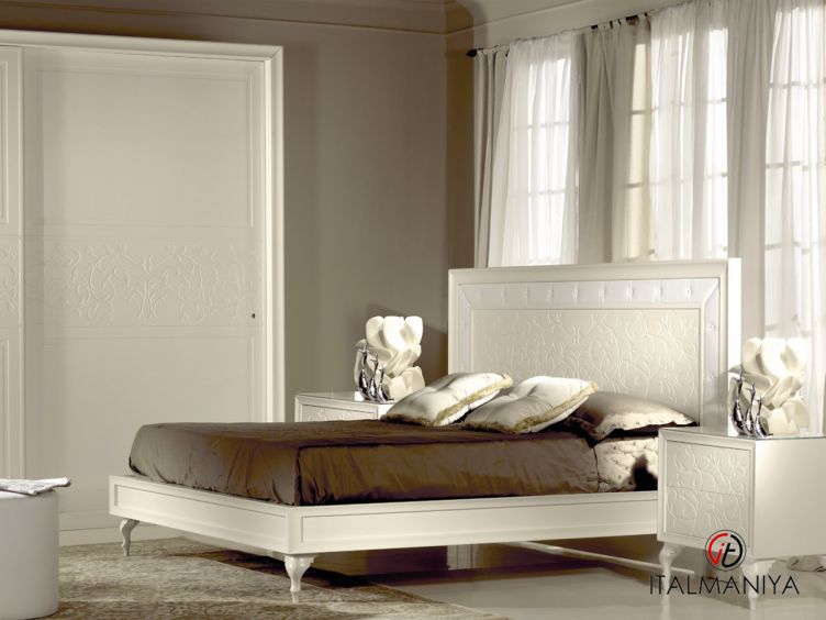 Фото 1 - Спальня Classic Comp. 2 фабрики Bernazzoli (производство Италия) из массива дерева белого цвета в классическом стиле