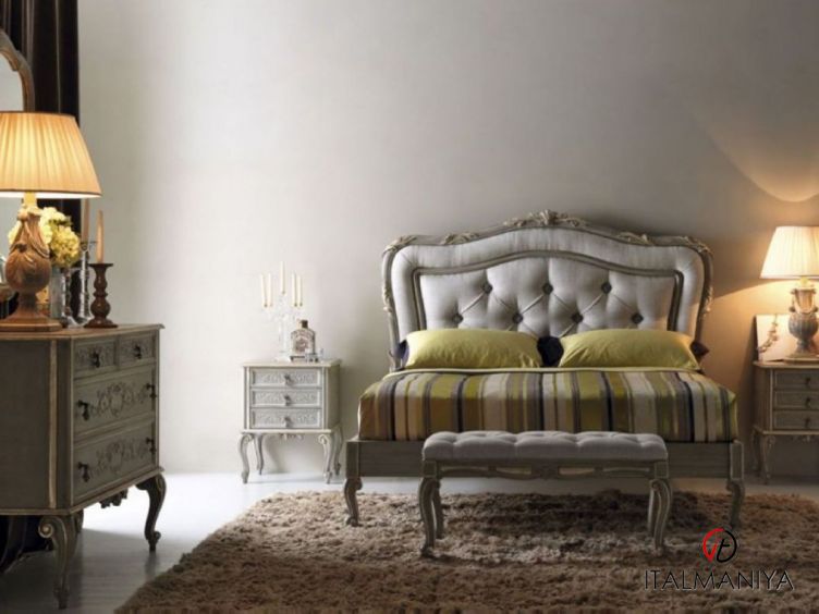 Фото 1 - Спальня Art 2500 фабрики Silvano Grifoni из массива дерева в классическом стиле