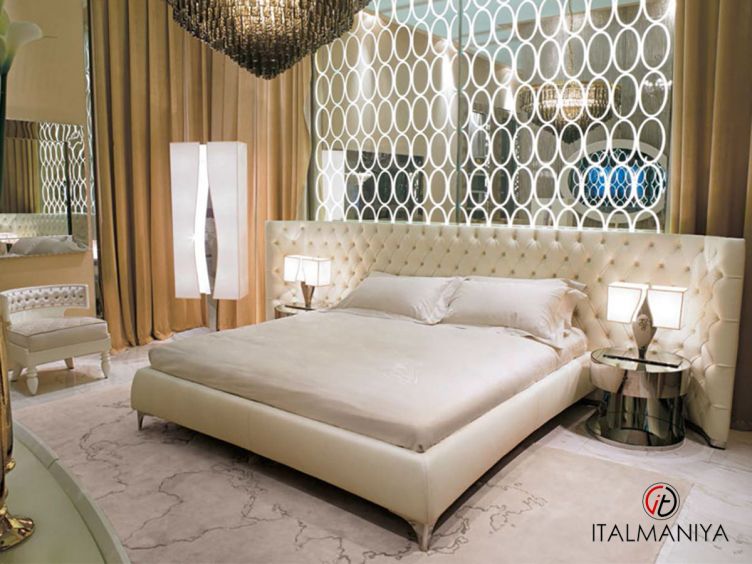 Фото 1 - Спальня Pitti фабрики Visionnaire из массива дерева в современном стиле