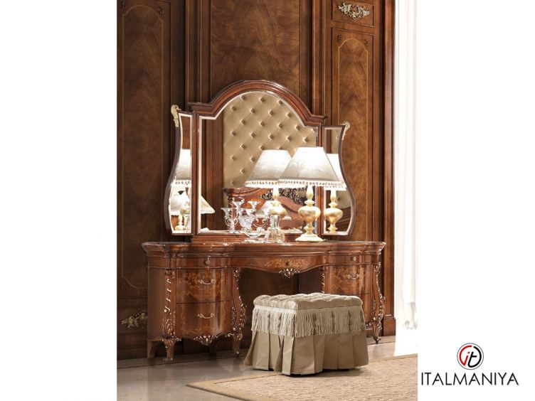 Фото 1 - Туалетный столик Portofino фабрики Signorini & Coco из массива дерева в классическом стиле