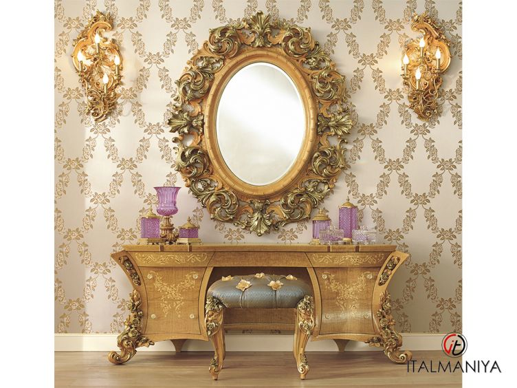 Фото 1 - Туалетный столик Bouquet фабрики Riva из массива дерева в классическом стиле
