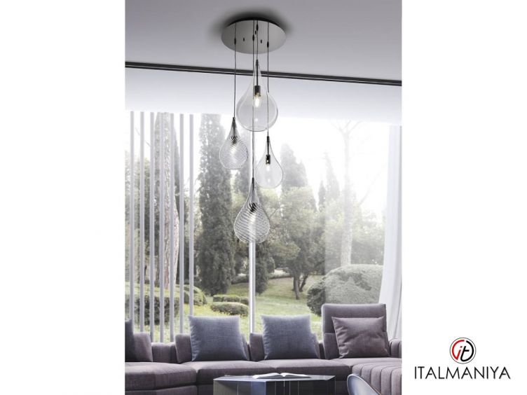 Фото 1 - Люстра Lacrima фабрики Cangini & Tucci (производство Италия) из стекла в современном стиле
