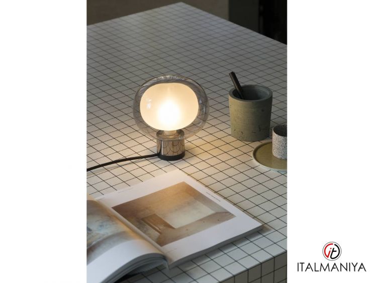 Фото 1 - Настольная лампа Nabila 552.36 фабрики Tooy (производство Италия) из металла в современном стиле